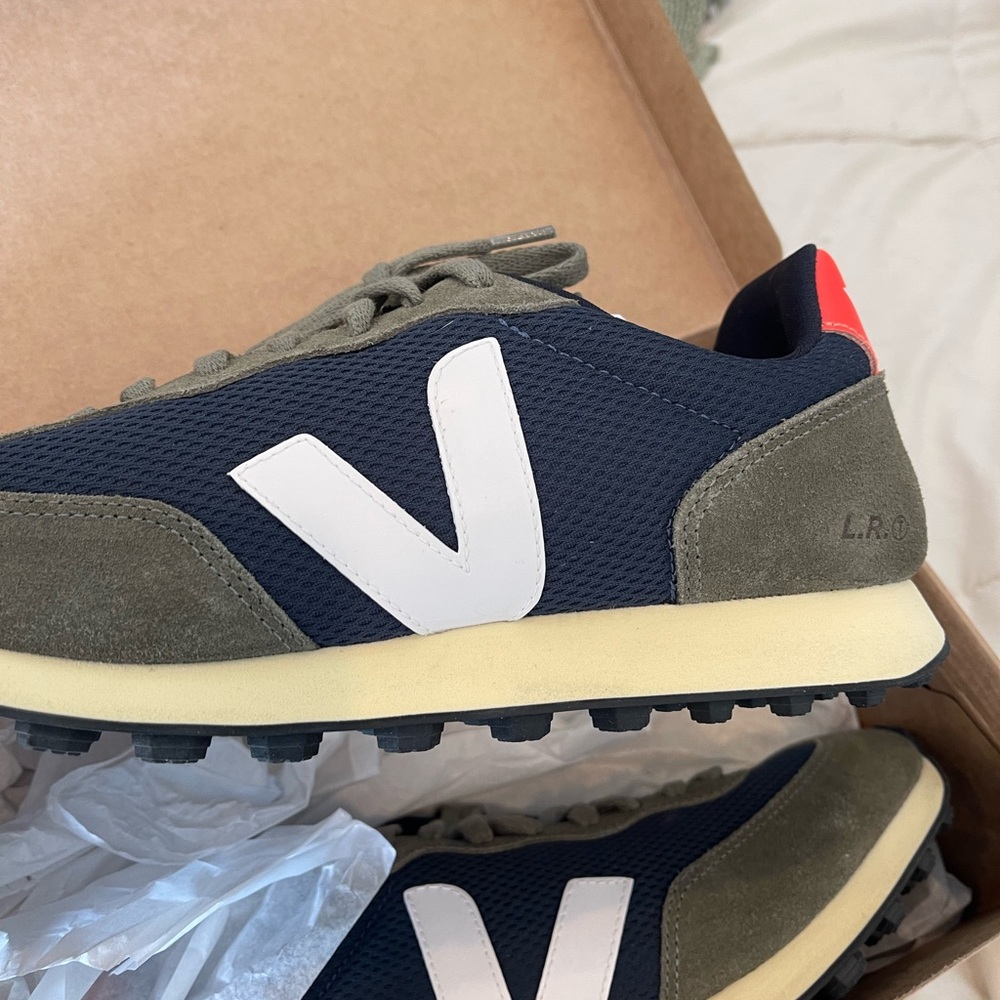 COPY - Brand new, in box Vejas.